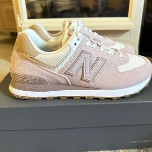 New Balance Classics 574. BRAND NEW